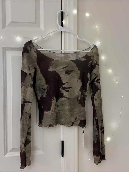Cider Tops - Cider Olive Green Abstract Scoop-Neck Long Sleeve Top
- very stretchy!!!